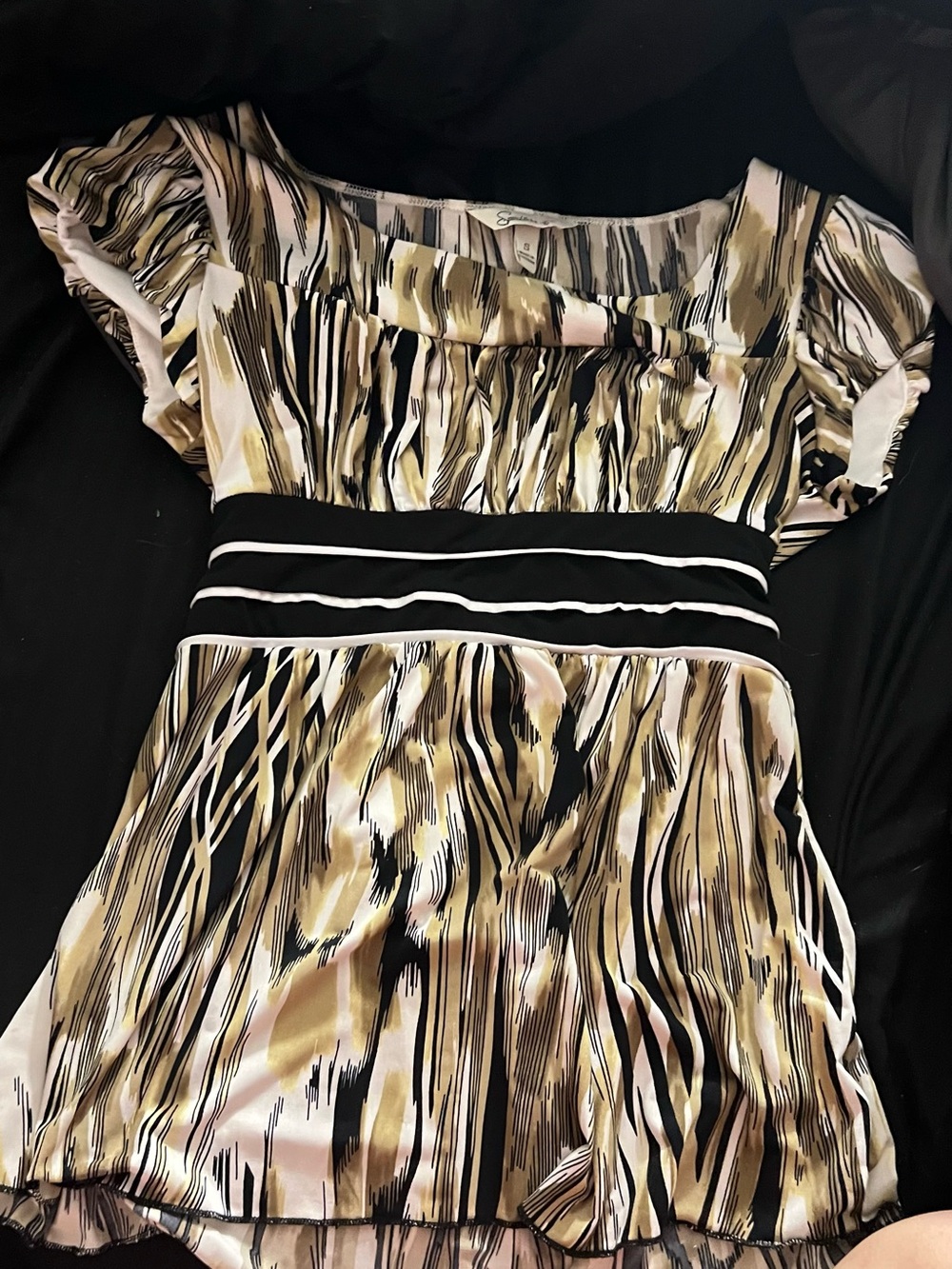 Speechless Multi-Color Printed Short Sleeve Blouse